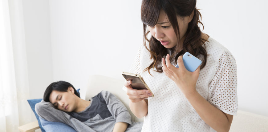 探偵に浮気調査を依頼する際の料金相場を徹底比較!