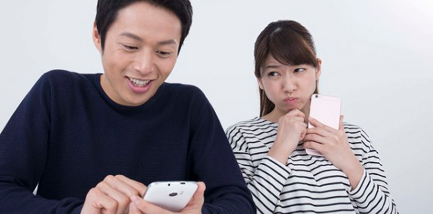 今すぐ浮気調査してほしい!当日・即日に依頼する方法と4つのリスク