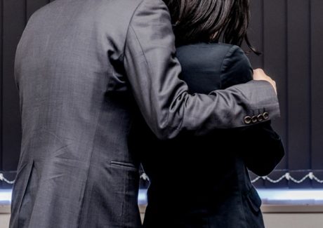 職場の浮気はこのきっかけが多い!繰り返しやすい人と簡単な見破り方